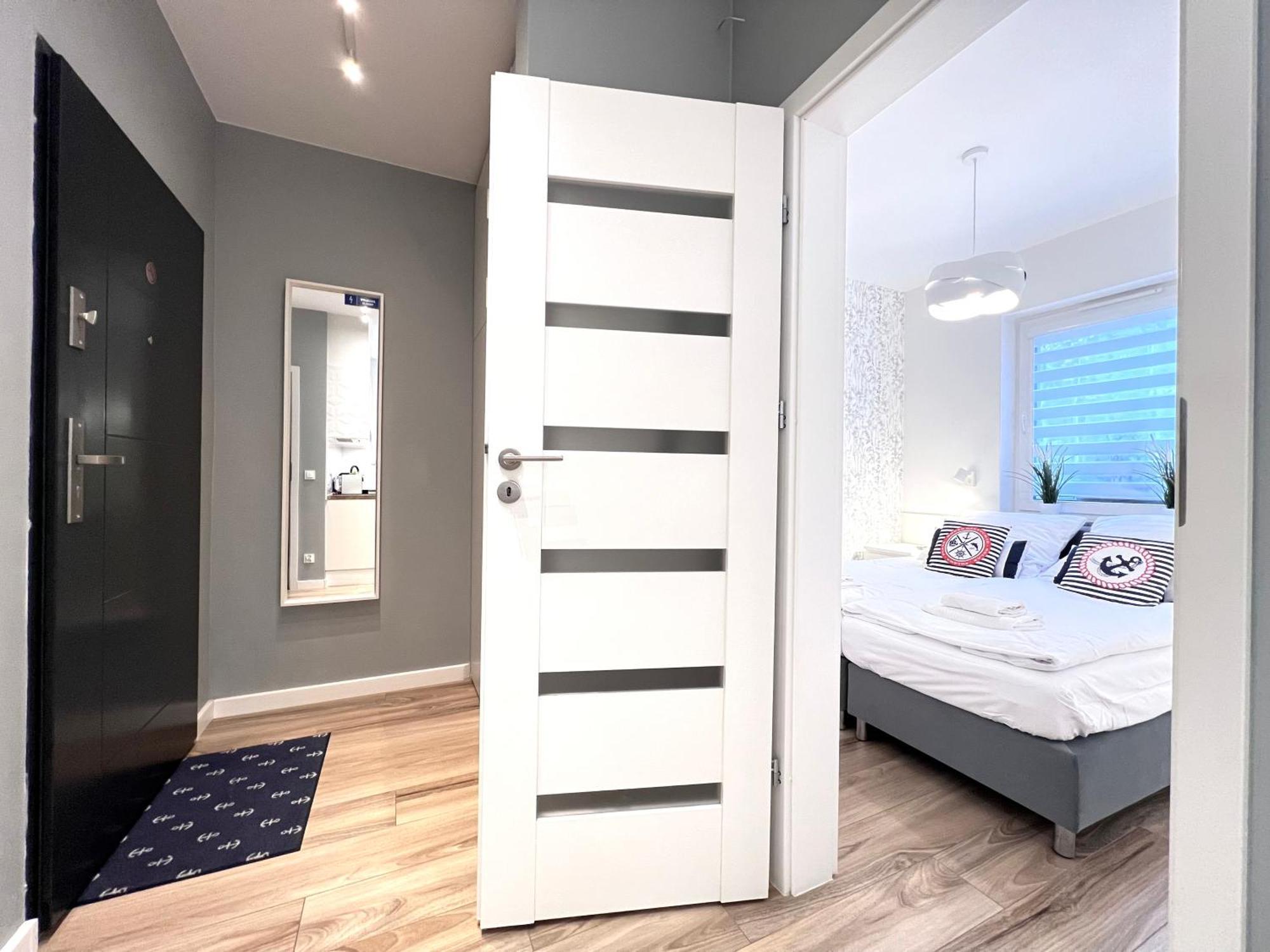 Lägenhet Sloneczna Przystan-apartamenty *
